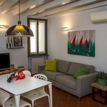 Goccia Di Lago Desenzano del Garda Eksteriør bilde