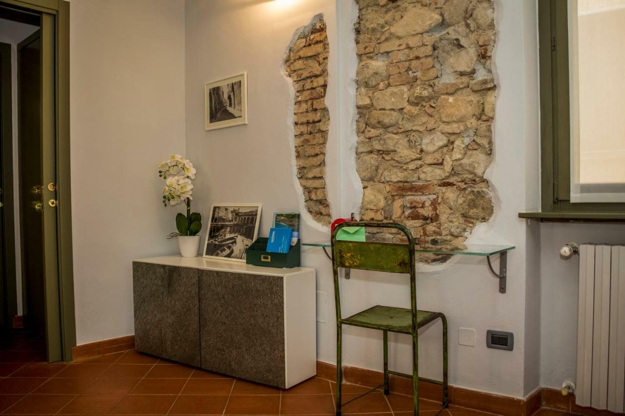 Goccia Di Lago Desenzano del Garda Eksteriør bilde